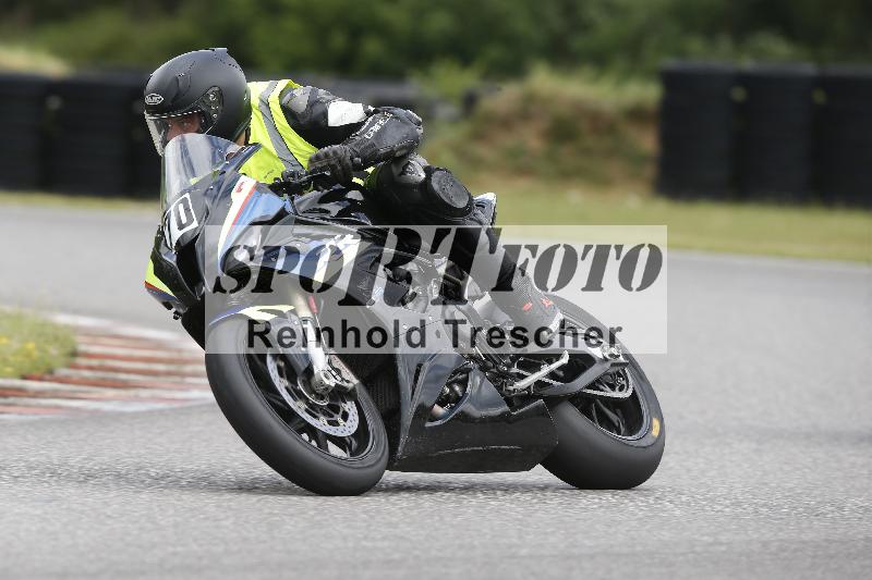 /Archiv-2025/22 06.06.2025 DISCOVER the BIKE ADR/Race 3 rot/70